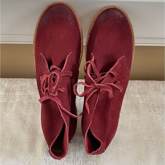 Beek Two Birds Bunting Chukka Booties Boots Handmade Burgundy Sz 7.5 EUC! - Picture 1 of 7